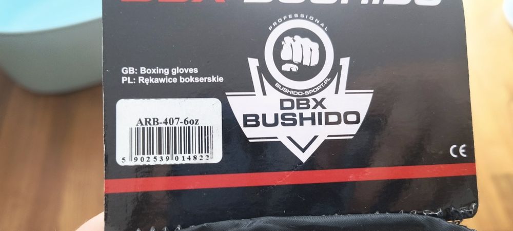 Rękawice plus ochraniacze na piszczele Bushido Masters junior