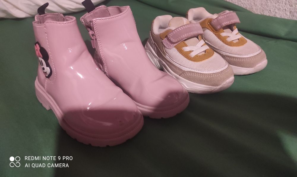 Calçado para crianças número 22