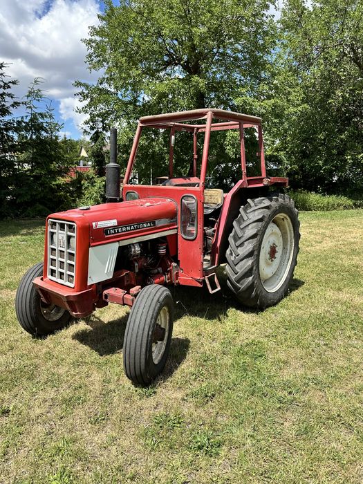 Traktor Ciągnik INTERNATIONAL  IH 454. 3 cylindry Diesel