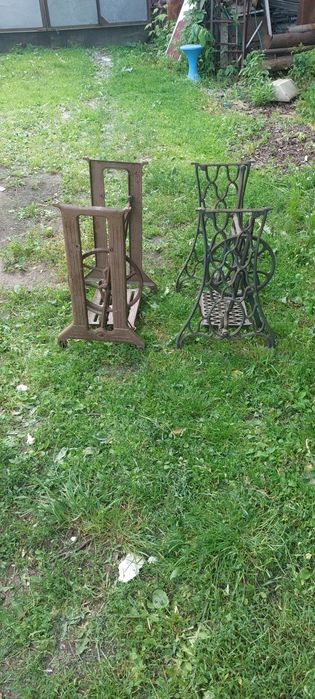 Столик швейной машинкі для монгала