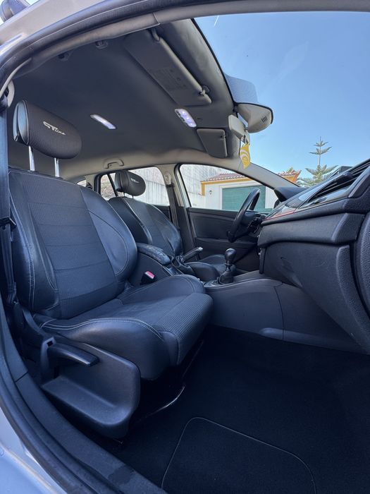 Renault Megane 2012  poucos kms nacional