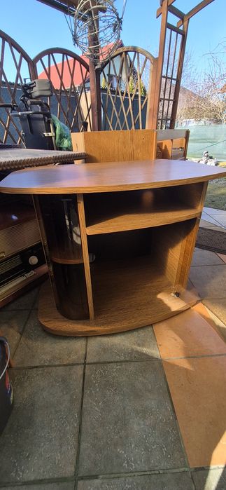 Szafka pod telewizor