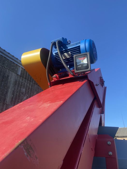 Погружчик зерновий