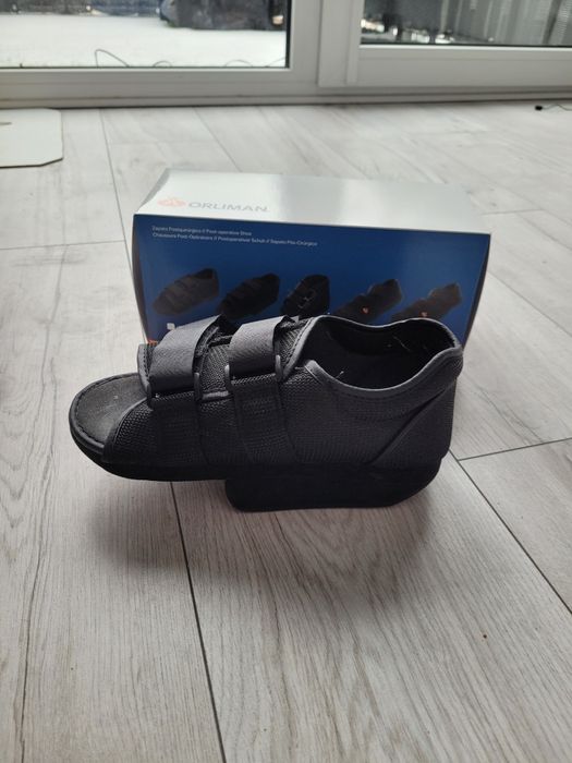 Rozm.35 - but ortopedyczny odciążający przodostopie