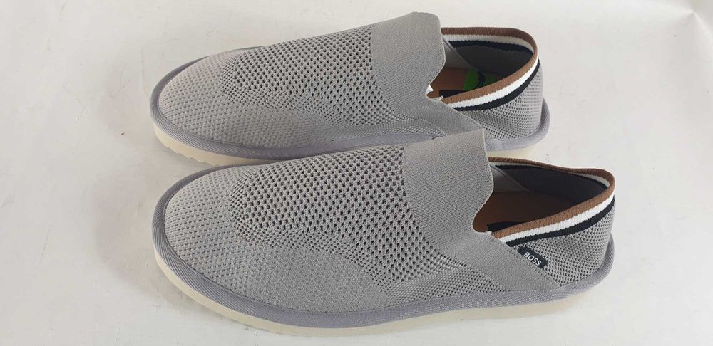 pantofle kapcie domowe   HUGO boss  44