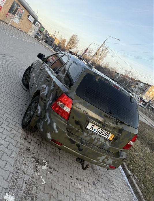 Продам Kia Sorento 2008