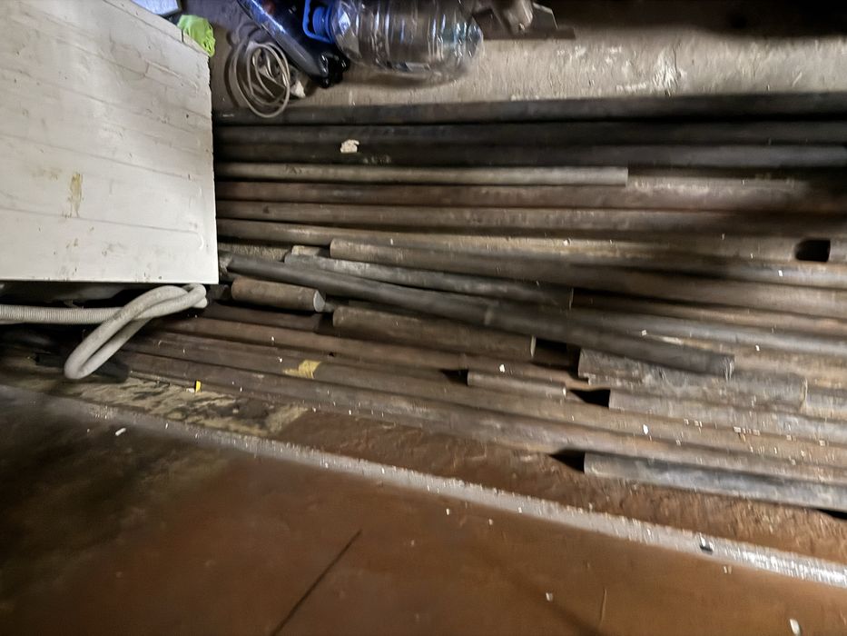 Кругляк різного діаметру та міцності труба