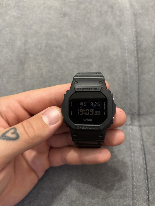 Годинник Casio G-Shock DW-5600UBB-1ER