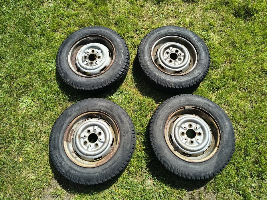 Opony Fiat 126p Maluch 135/80 R12 koła Dębica FRIGO 4 szt komplet