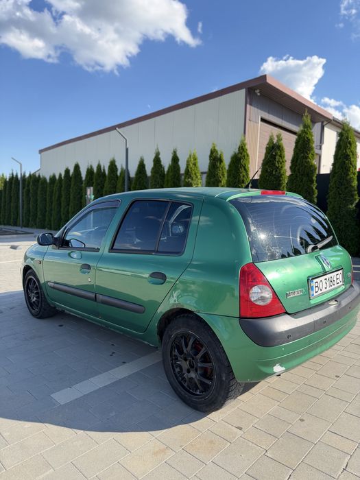 Рено кліо 2002 р.