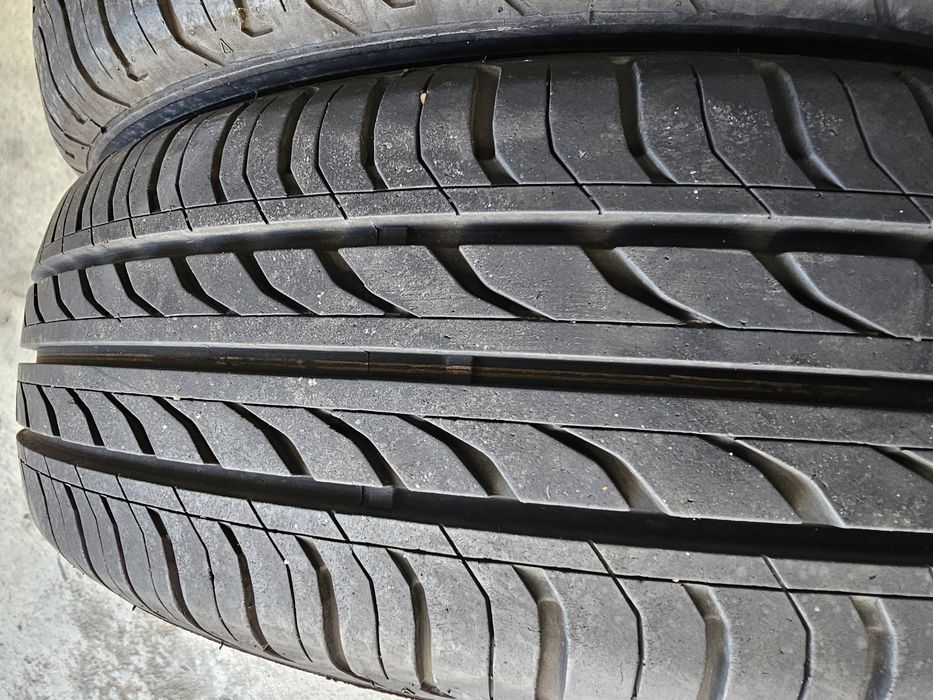 Dois pneus 165/65 r13 como novos