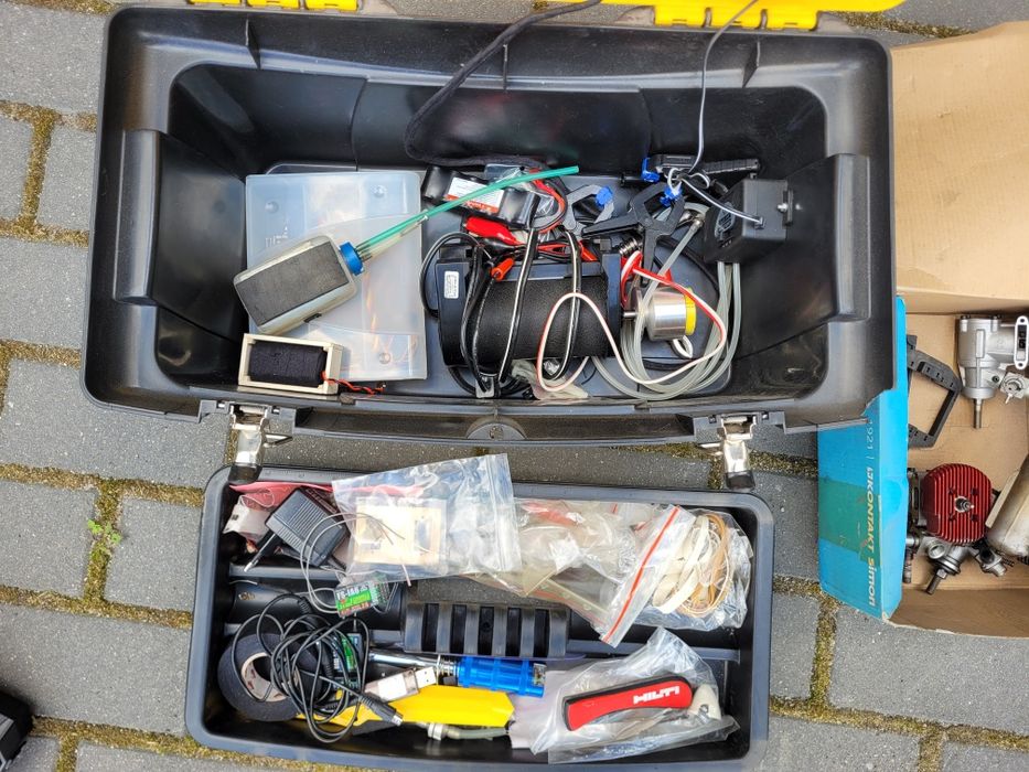 Modele Samoloty spalinowe RC plus akcesoria