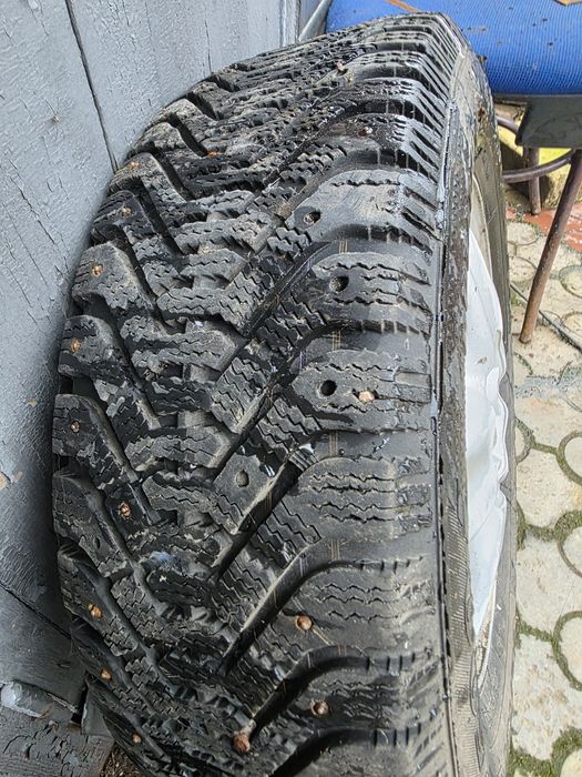 Продам 15 диски резина 5×112 комплектом.