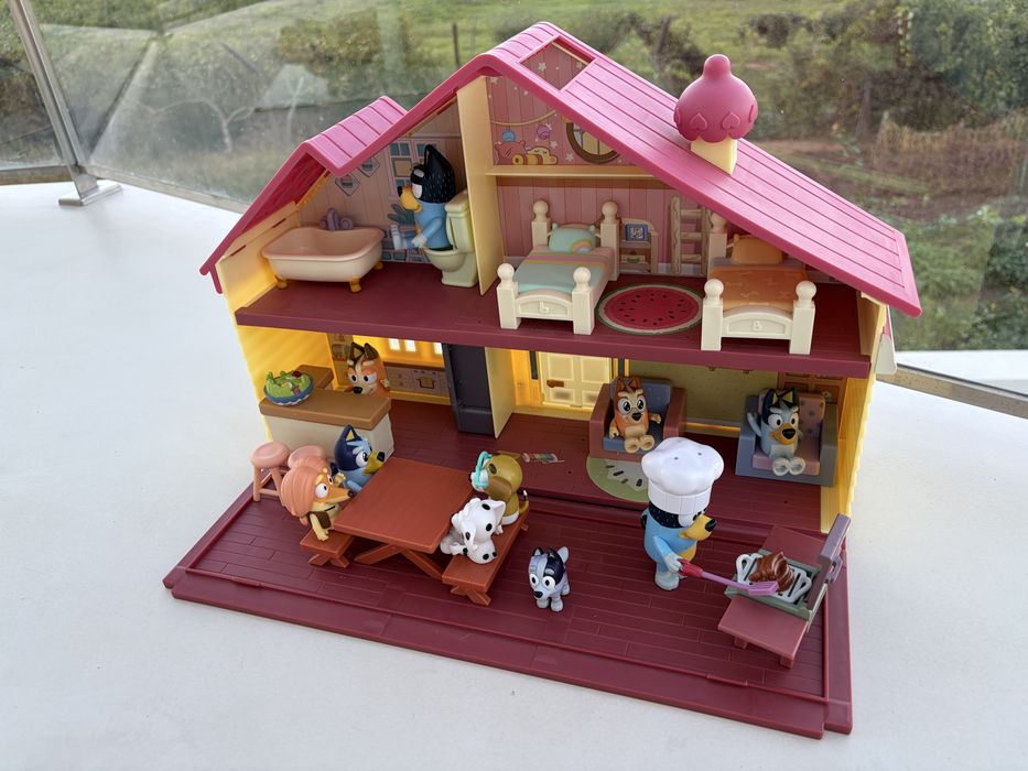 Casa da Bluey Dobravel + Set de Churrasco