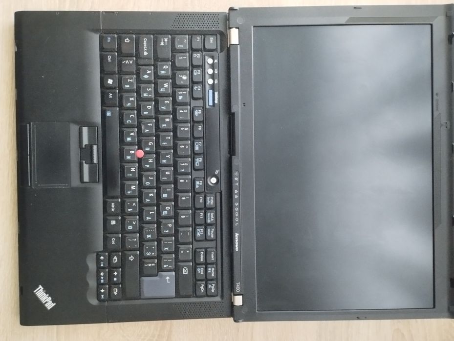 Ноутбук Lenovo think pad t400