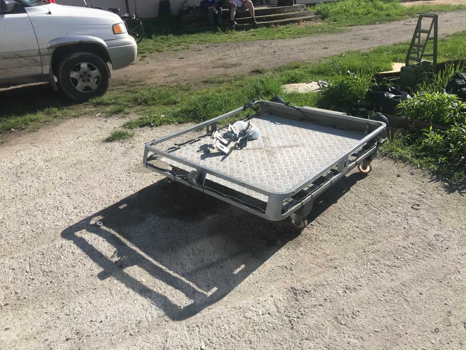 bagażnik wyprawowy 4x4  platforma do terenówki off road ledy