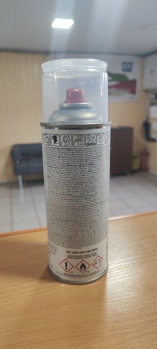 Закачка балонів фарбою