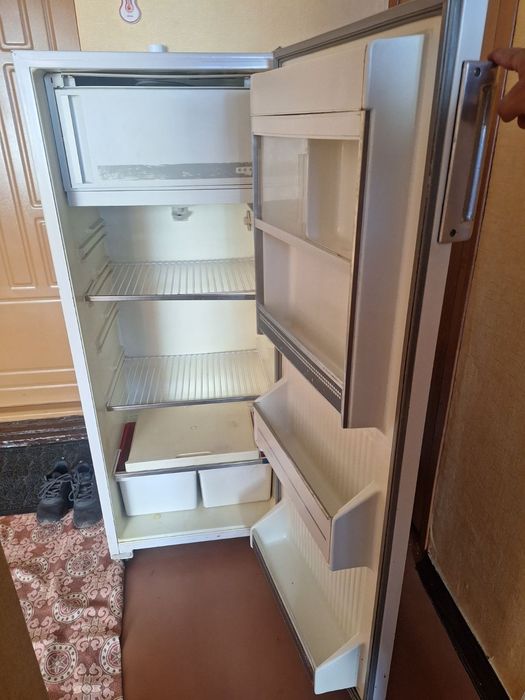 Продам холодильник Минск