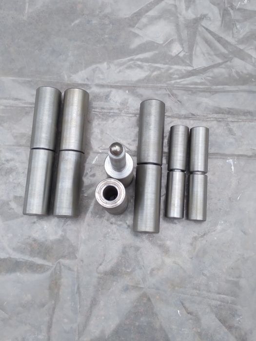 Петлі на ворота гаража