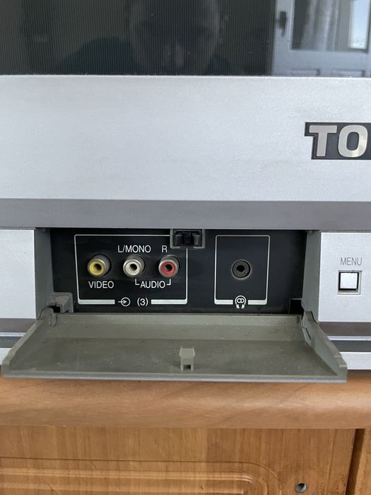 Телевізор Toshiba Dramatic-V