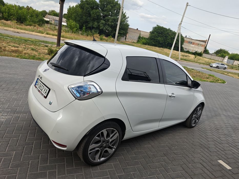 Renault Zoe  24kw. 2016