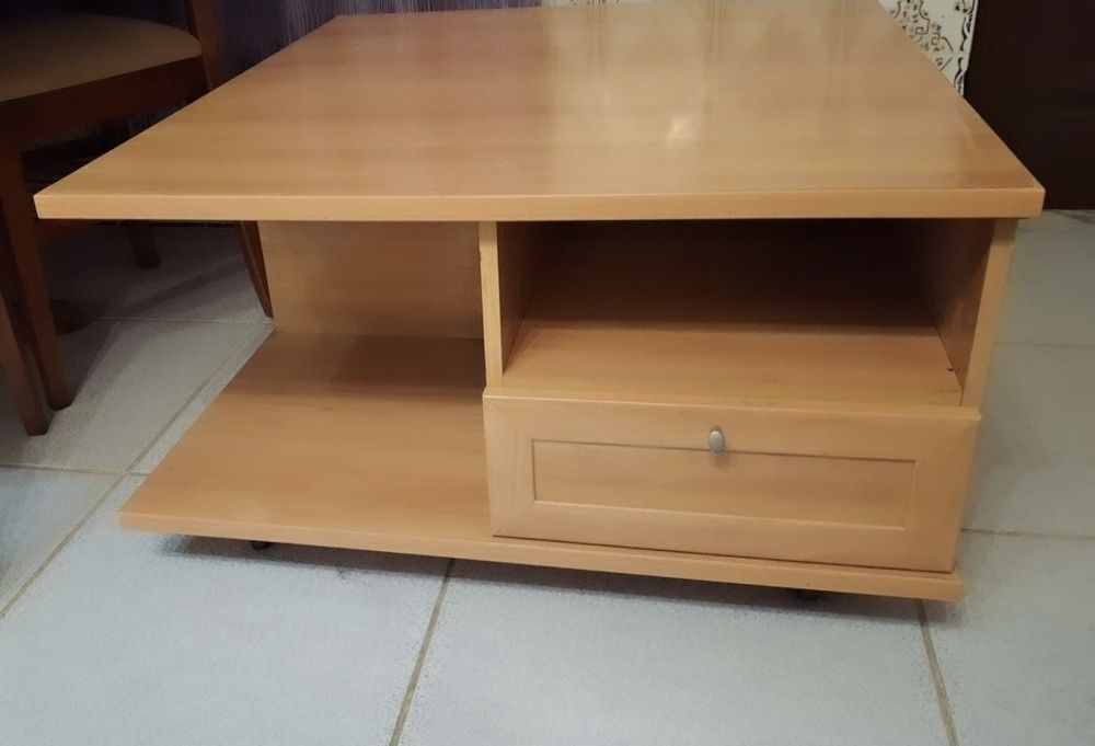 Mesa de Centro Multiuso com Gaveta e Rodízios - Cor Mel502899018218219520