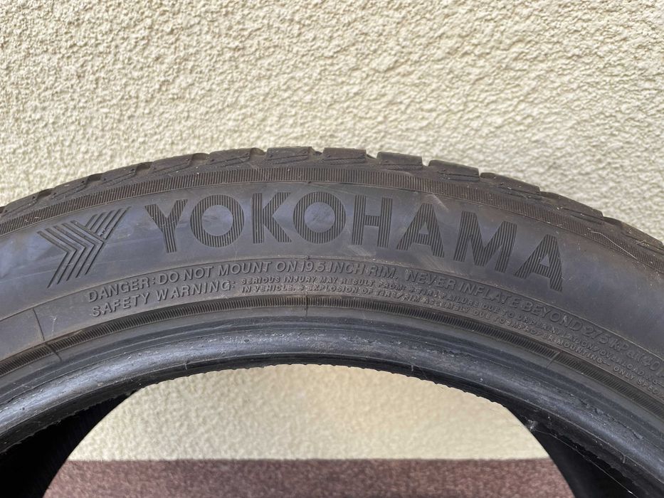 Opony zimowe Yokohama 245/45 R19 - 4 szt.