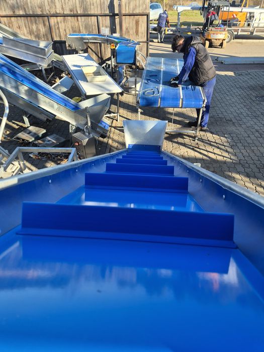 Przenosnik tasmowy taśmociąg podajnik transporter  wznoszący skośny