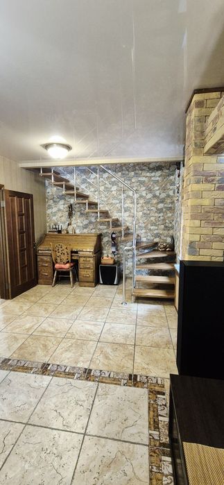 Продаж будинку с. Піщанка