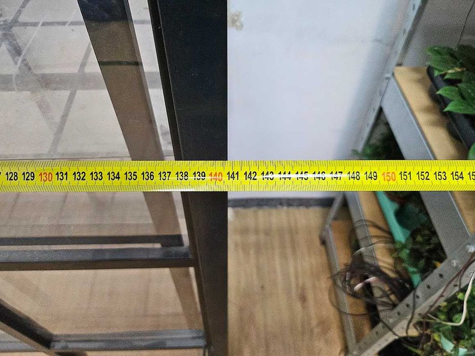 Gablota/Witryna ekspozycyjna na towar typu rośliny