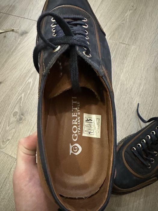 Гарні туфлі 42 розмір