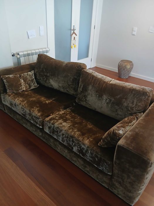 Sofá grande qualidade 3lugares