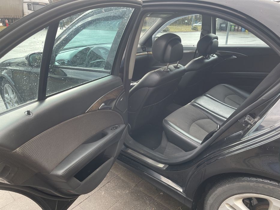 Mercedes-Benz W 211 2.2 Reserwacja do 28