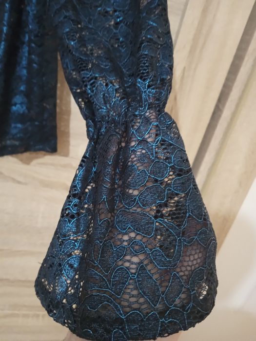 Niezwykle efektowna bluzka z koronki