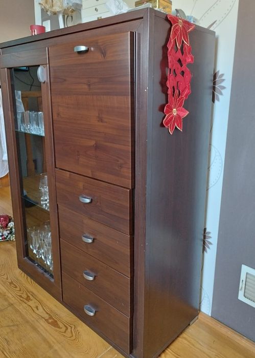 Szklany stół+ komoda