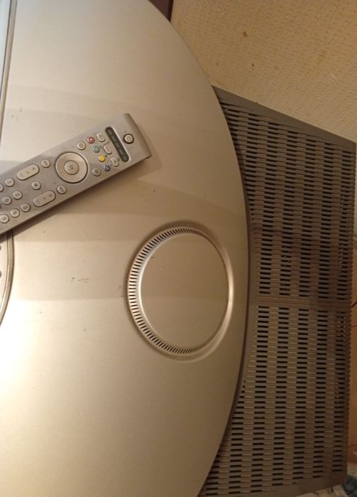 Отдам бесплатно телевизор Philips бу