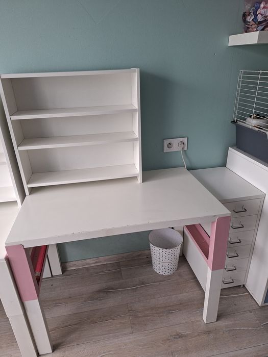 Biurko nadstawka  IKEA Pahl regulowane różowe