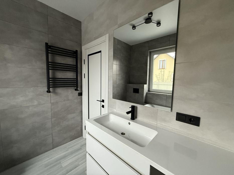 Продам будинок з ремотом