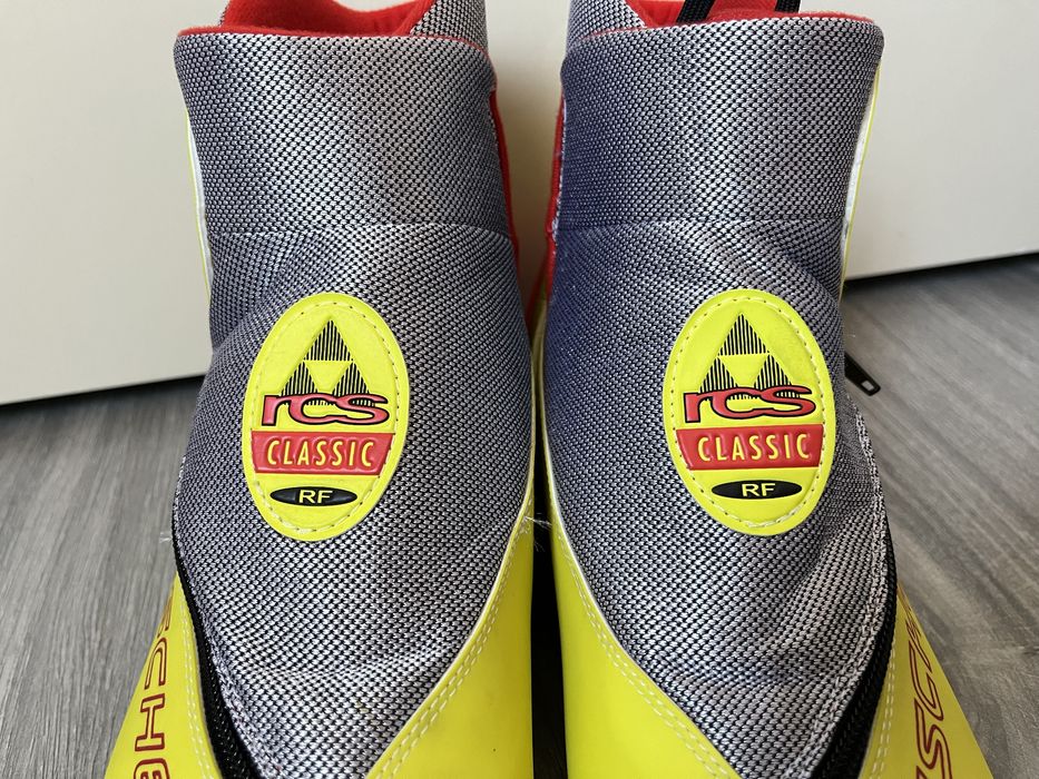 Бігові лижні черевики SNS Fischer розмір 42.5 стелька 27.5 см