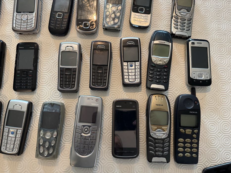 23 Nokias p/ colecionadores