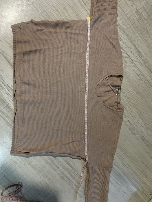 Sweter szeroki i krotki, Pull&Bear
