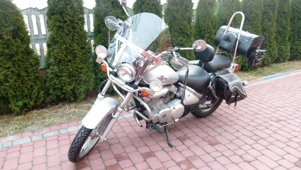 Suzuki Intruder VL 125 szyba gmole lampy 53x51 durża