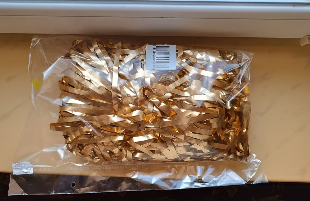 Золотой дождик из фольги