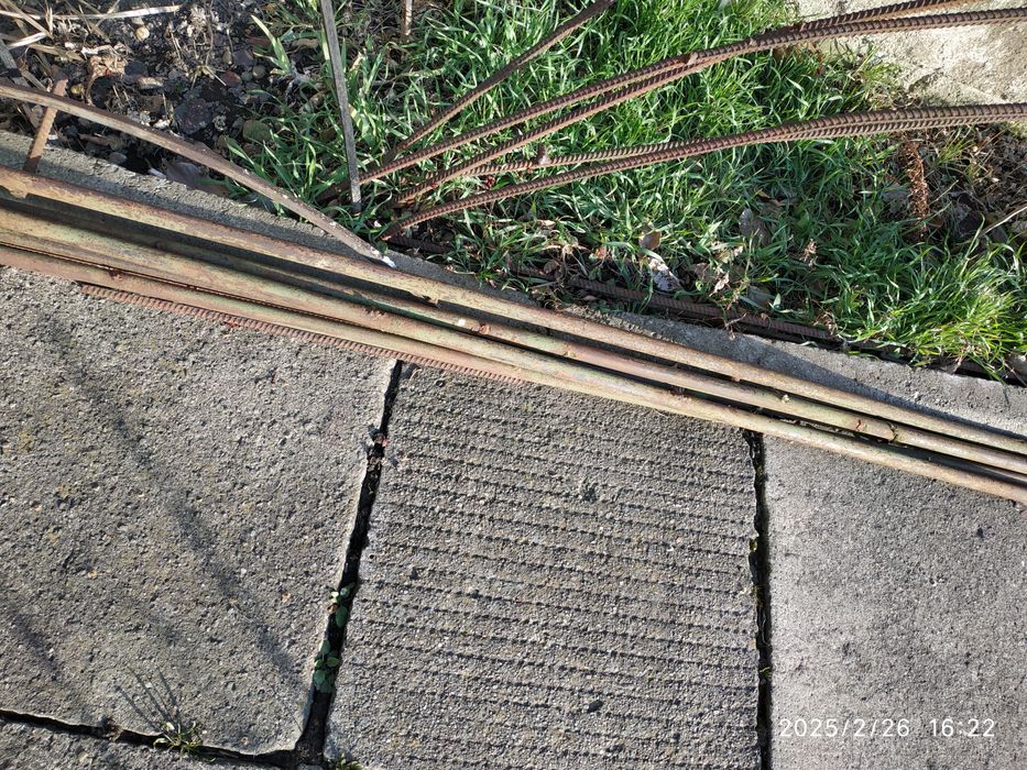 Арматура, круг металевий діаметром 22 мм.