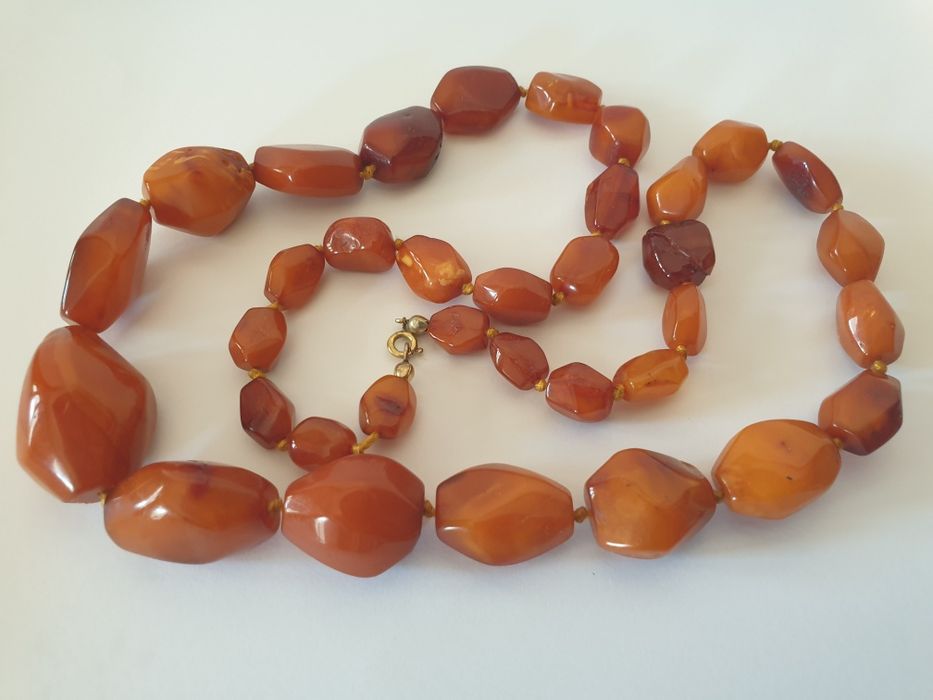 Fantástico colar vintage em âmbar "Butterscotch"