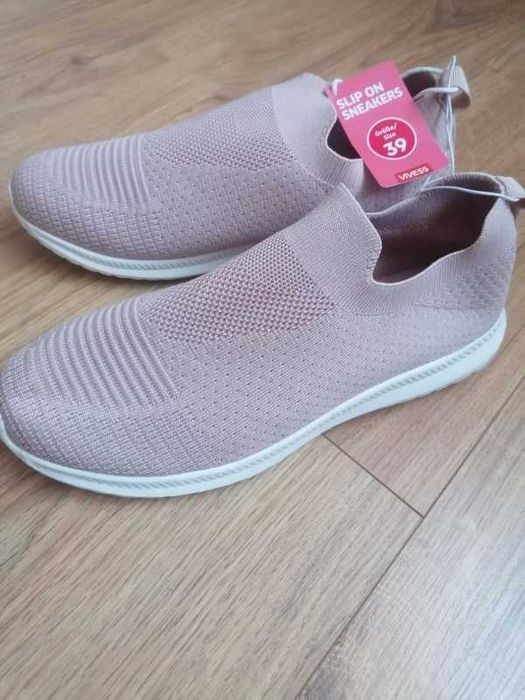 Wsuwane sneakersy 40