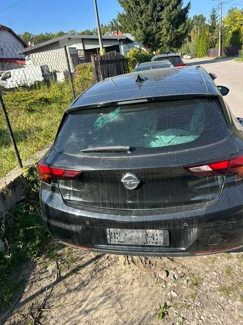 Opel Astra 2019 1.4 turbo automat
