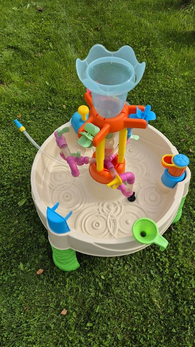 Stolik wodny little tikes używany
