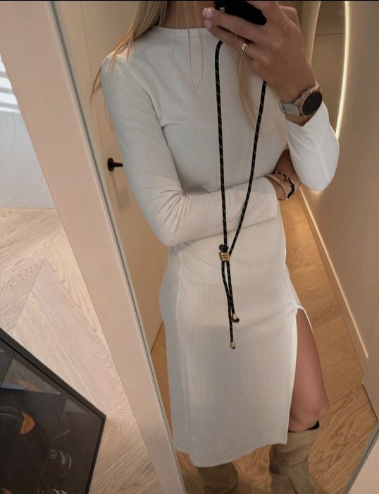 Sukienka prążkowana, biała - Stradivarius - rozm 38 - używana