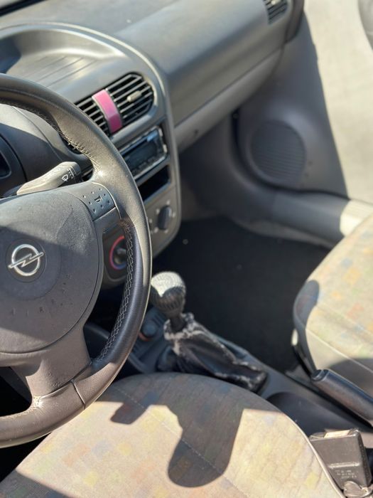 Opel Corsa 1.7 DI 16v (motor Isuzu)